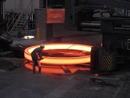 Kute na gorąco ze stali nierdzewnej 316 410 416 Kucie dużych pierścieni z powierzchnią frezowania